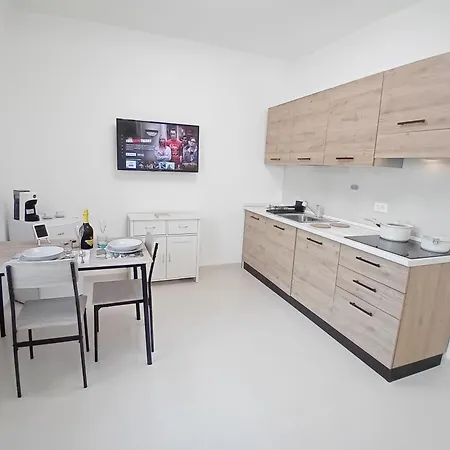 Casa Gioia & Parking Apartamento *