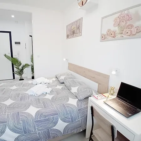 Casa Gioia & Parking Apartamento *