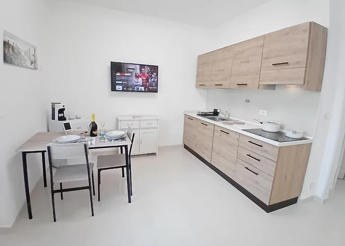 Casa Gioia & Parking شقة *