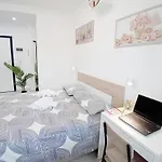 Casa Gioia & Parking Apartment *