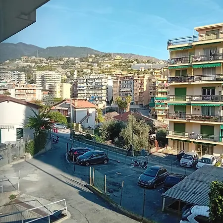 Casa Gioia & Parking * Sanremo