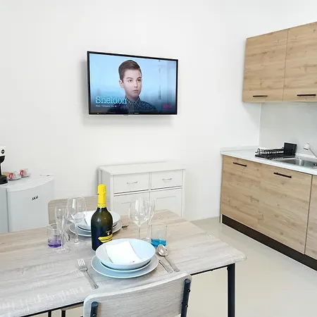 Apartment Casa Gioia & Parking Sanremo
